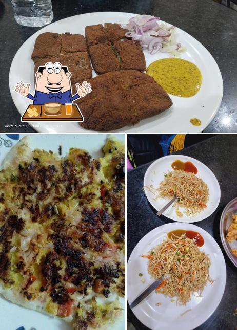 Food at Shakambari Food Corner