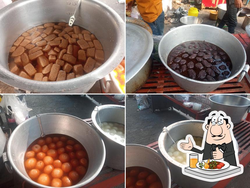 Food at Munna Bhai Litti Dukan And Sweets