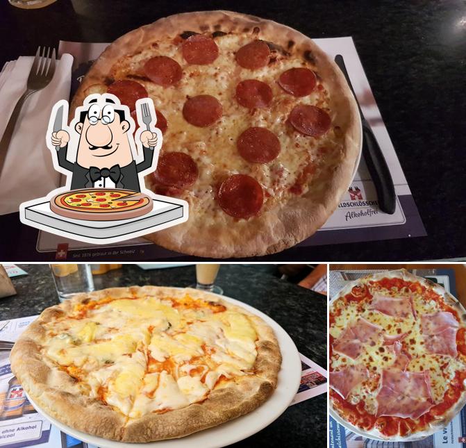 Scegli una pizza a Ristorante Pensione Chalet Stazione