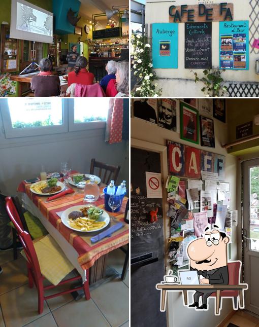 L'intérieur de Café De Fa
