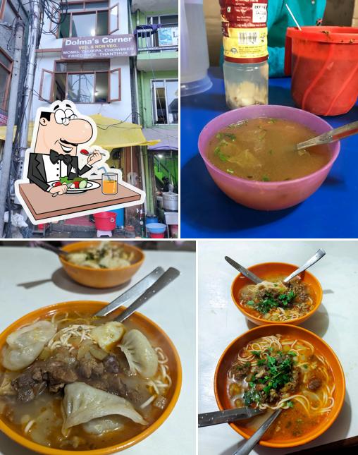 Food at Dolma's Corner