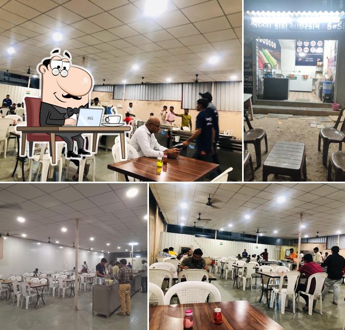 The interior of Annapurna Dining Hall (Unlimited, parcel)