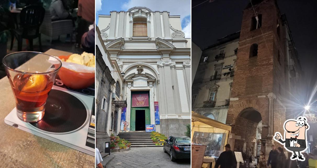 Guarda gli esterni di il Caffè di Mary