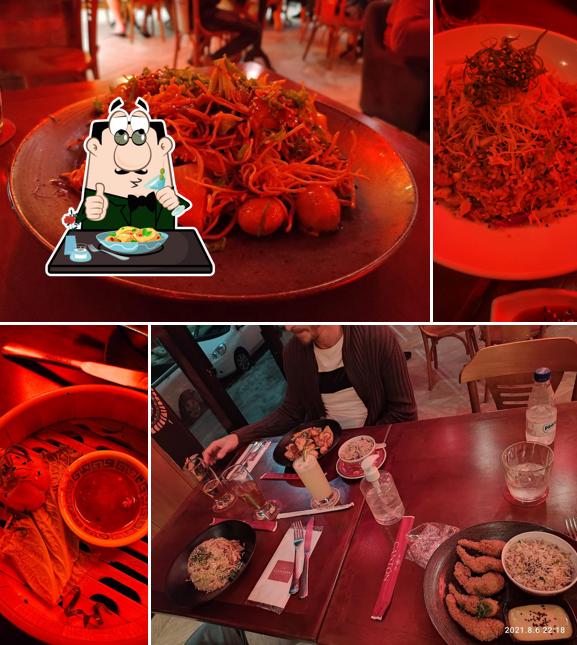 Platos en Cantón Copacabana