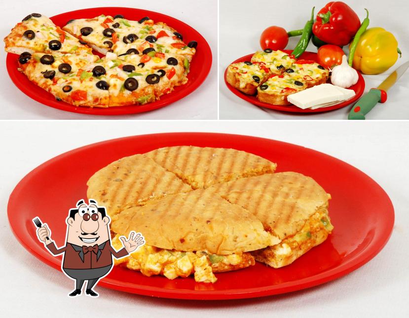 Meals at Pizza Tune