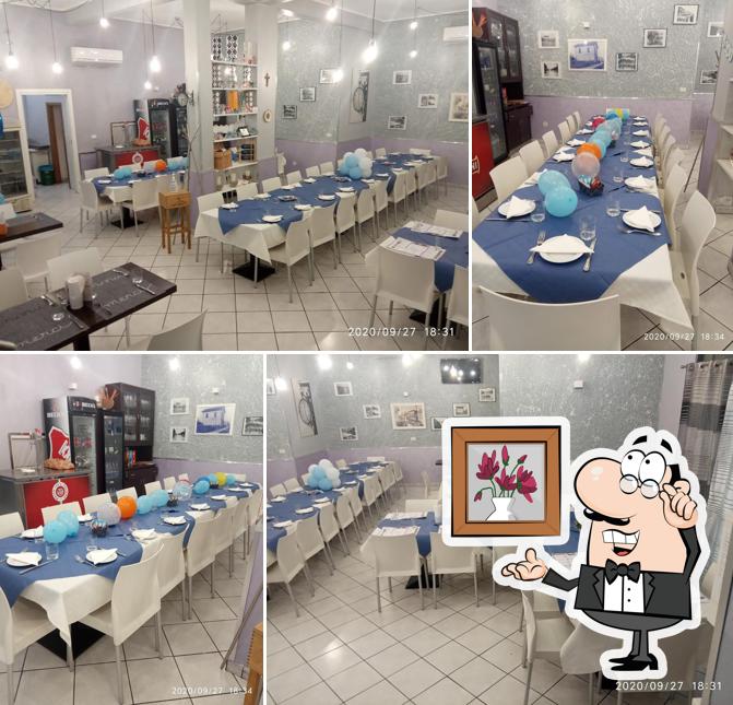 Siediti a un tavolo di A ferrovia srl Pizzeria - Polleria - Gastronomia -Villabate