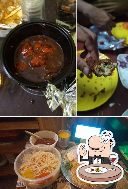 Meals at Petuk