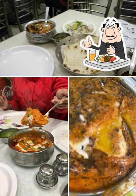 Food at New Chacha Ka Restaurant