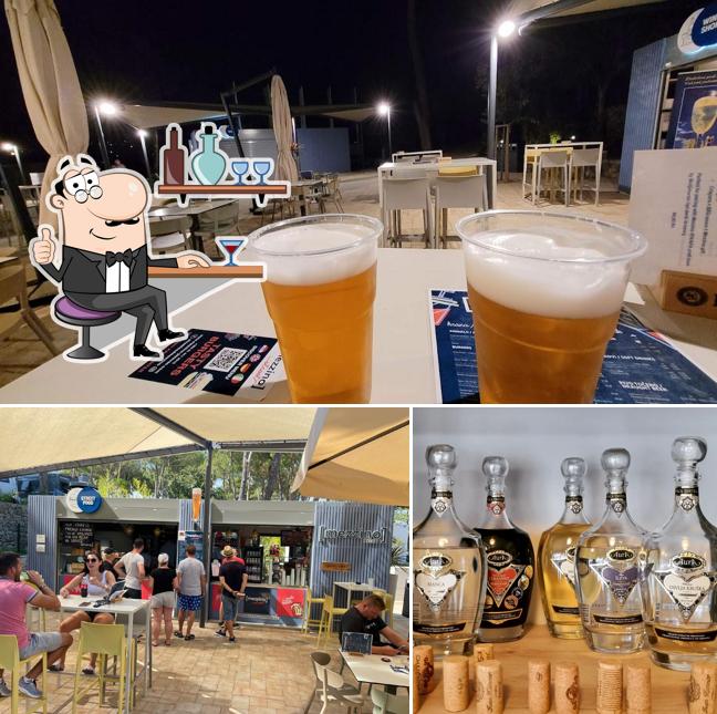 Tra le diverse cose da Street Food Mezzino Krk si possono trovare la interni e bevanda
