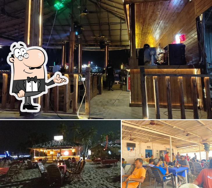 Check out how Laro'S Beach Shack looks inside