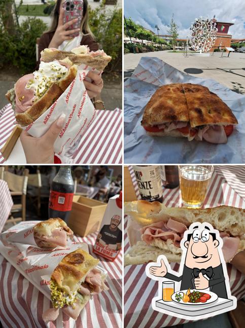 Platti al All'Antico Vinaio