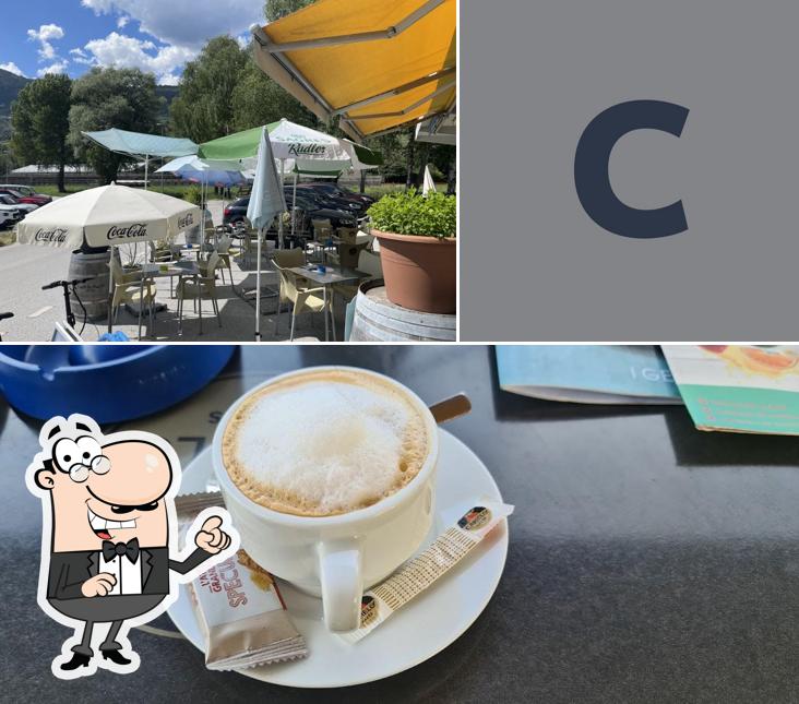 Gli esterni di Café Restaurant Robinson