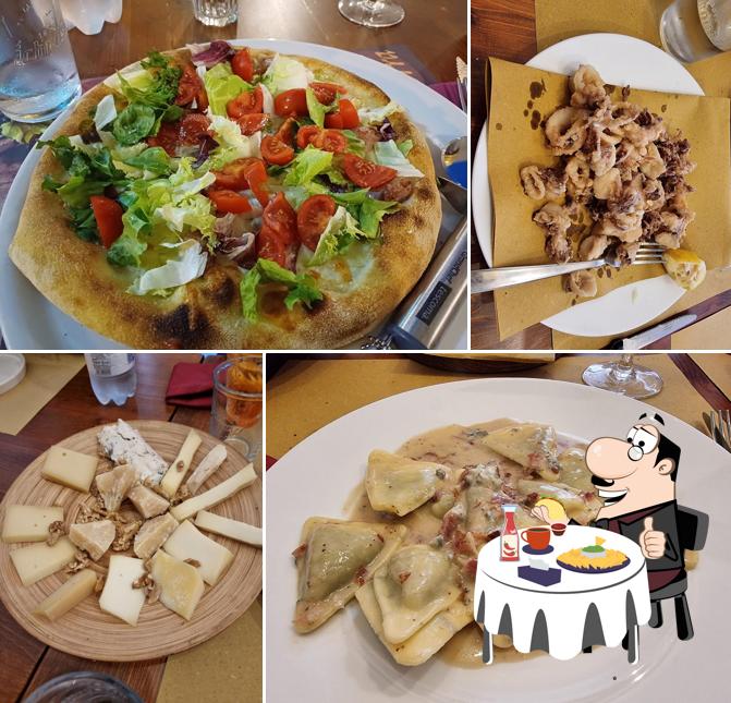 Piatto di formaggi al Pizzeria la Grotta