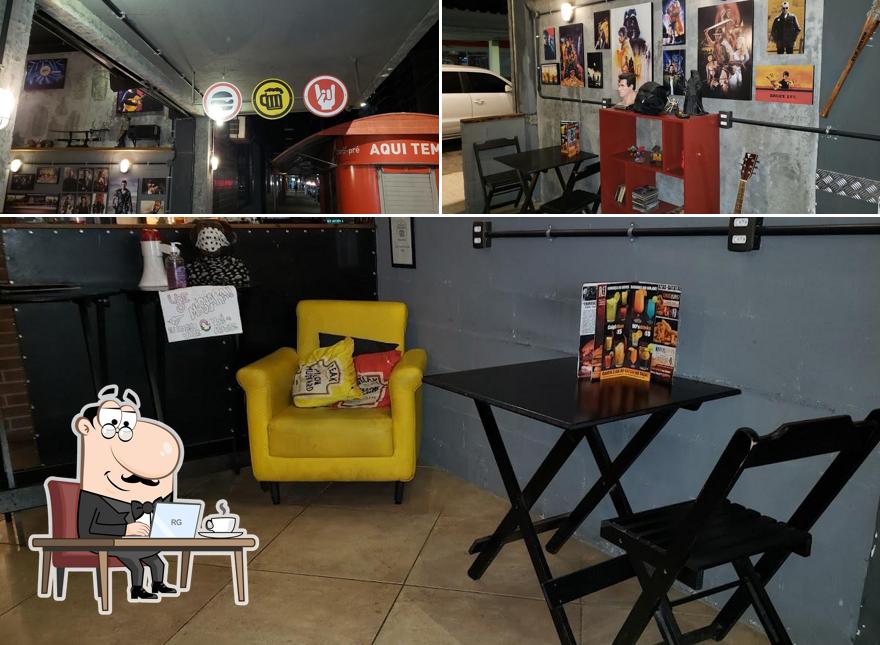O interior do Sir Joe Rock n´Roll Food