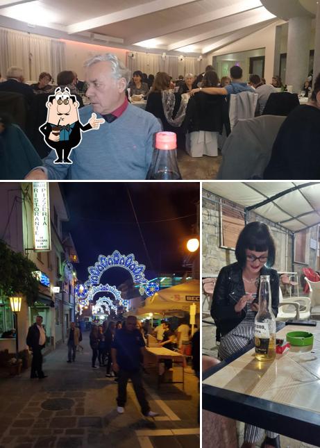 Goditi qualcosa da bere a Ristorante La Taverna Pizz. Bar