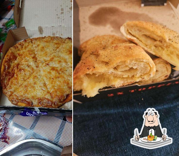 Food at Whatt the Pizza