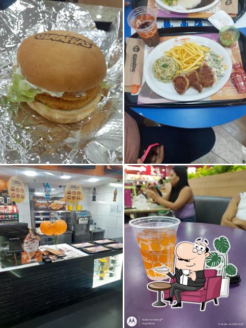 A foto do Giraffas Shopping Pátio Belém’s interior e comida