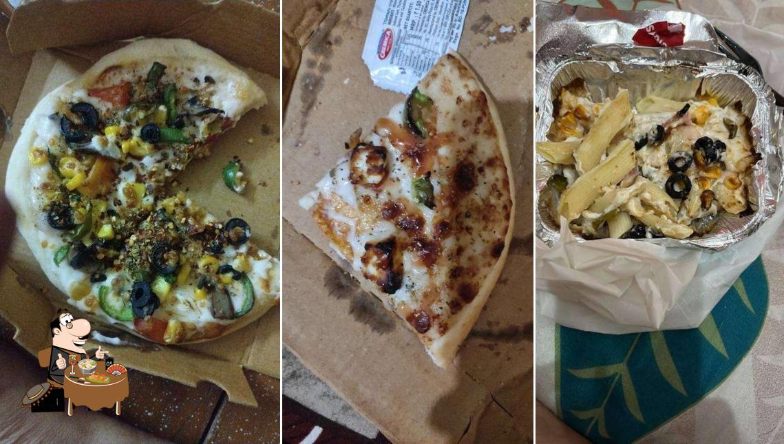 Food at Pizza Cafe