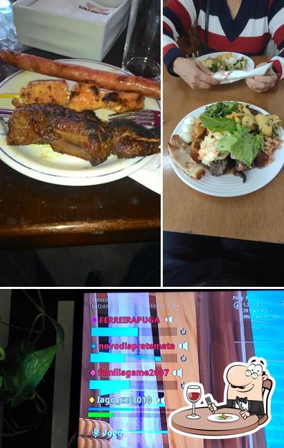 Comida em Restaurante Valderi