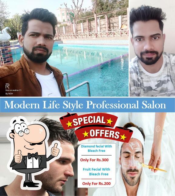 See the photo of OSMO MODERN SALON