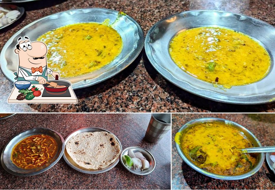 Chicken curry at Hotel Aashish