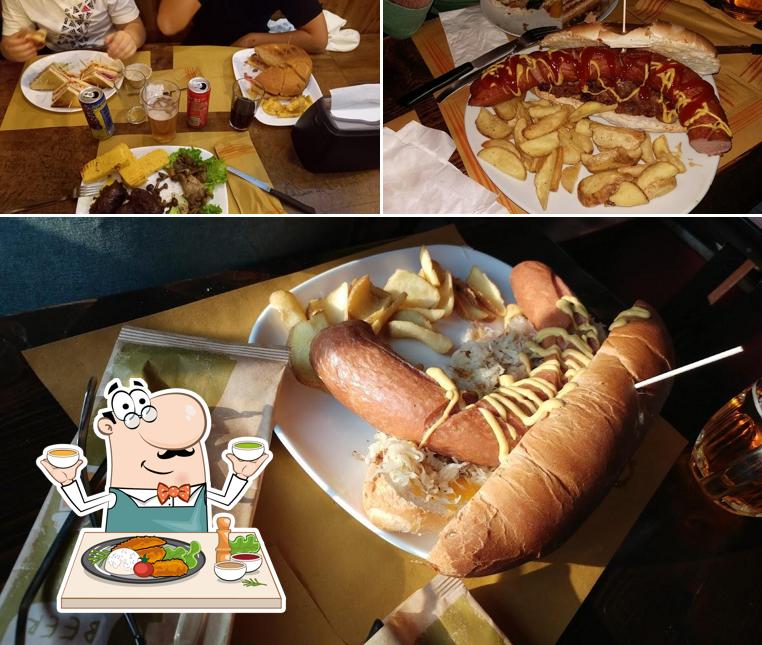 Platti al Momi's Pub