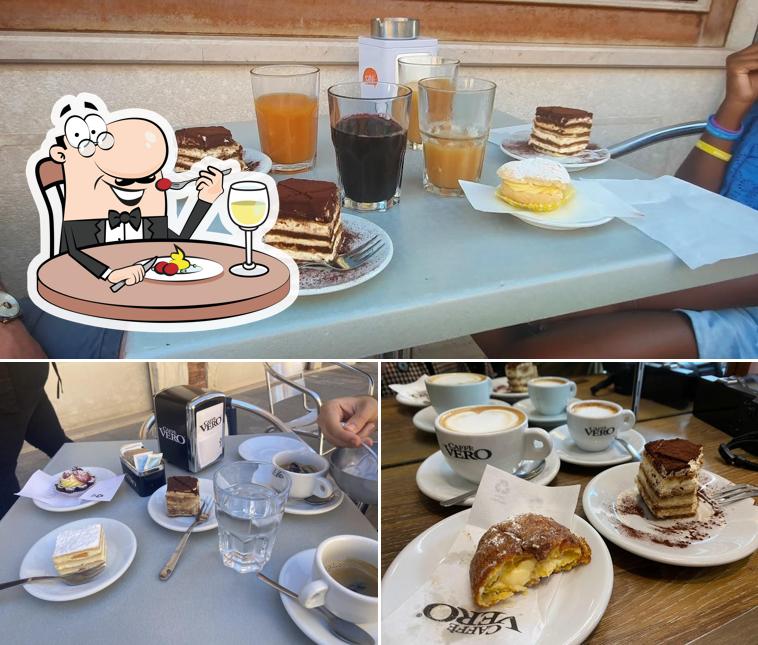 Cibo al Pasticceria Rio Marin