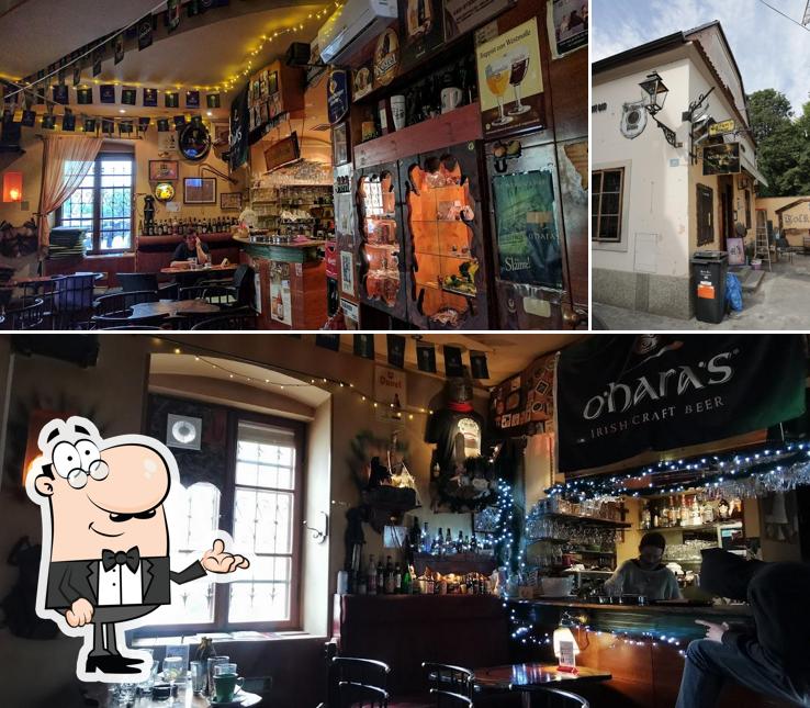 Siediti a un tavolo di Tolkien's House