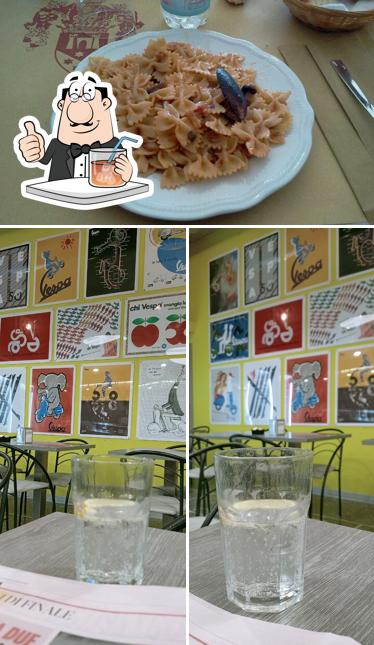 La bevanda e cibo del ristorante