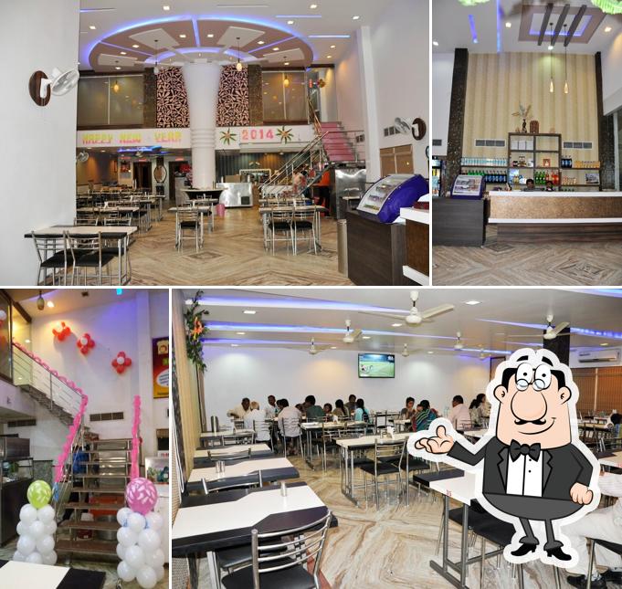 The interior of Babulal Food Plaza & Lodging