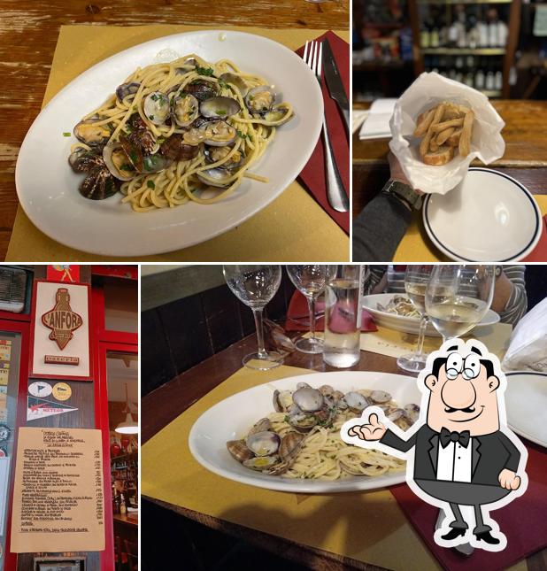 Dai un'occhiata agli interni di Osteria l'Anfora