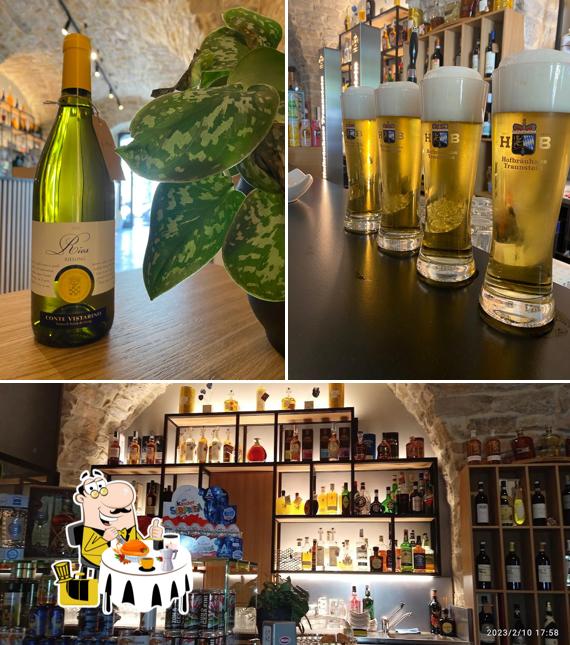 Dai un’occhiata alla foto che presenta la cibo e bevanda di Bar Cuparelle