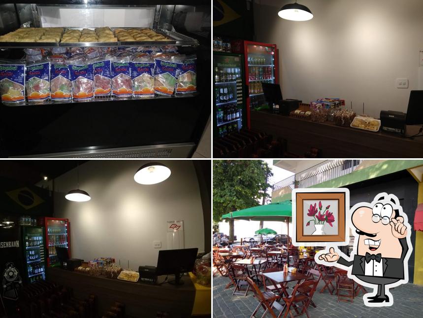 O interior do Abdullah Esfiharia