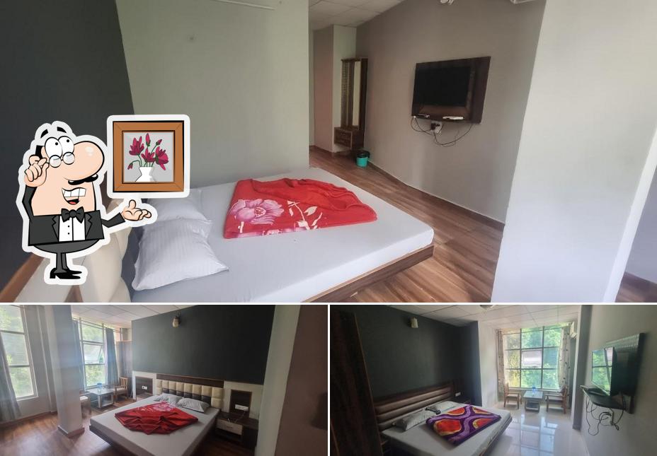 The interior of Hotel Beas Valley & Restaurant