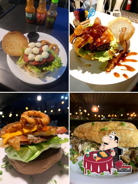 Waffles em Hamburgueria Americana - PEPPER BURGER