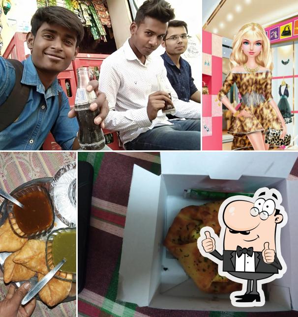Here's an image of agrawal samosa wale