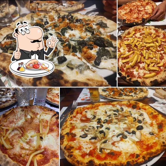 Ordina tra le svariate varianti di pizza