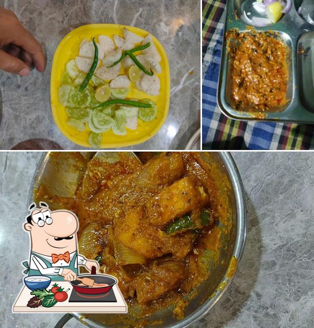 Chicken curry at Subhash vaishno hotel