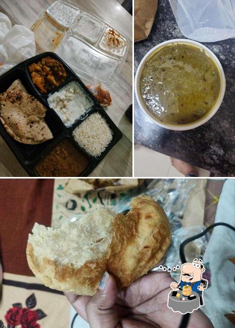 Food at Mona Kitchen