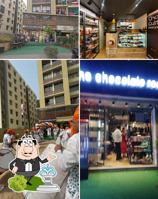 Check out how The Chocolate Room looks outside