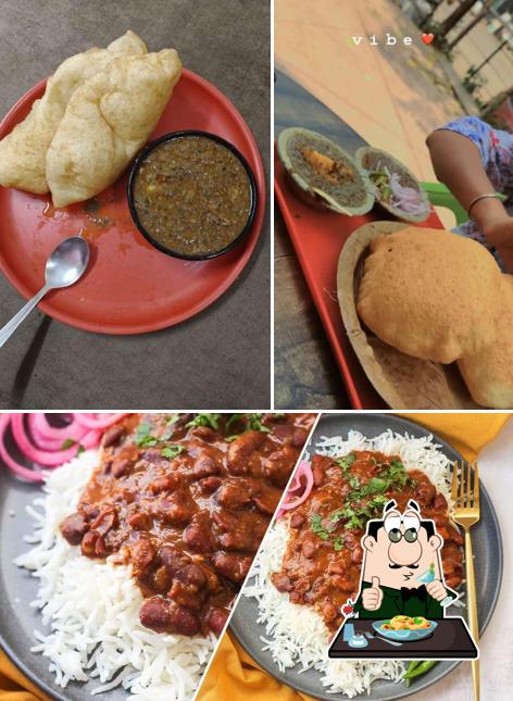Food at Bhatia's Chole Bhature