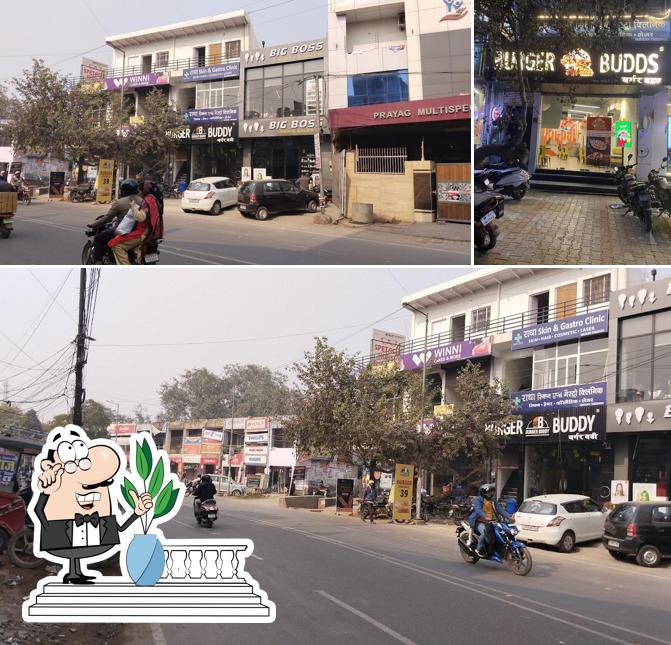 The exterior of Burger Budds