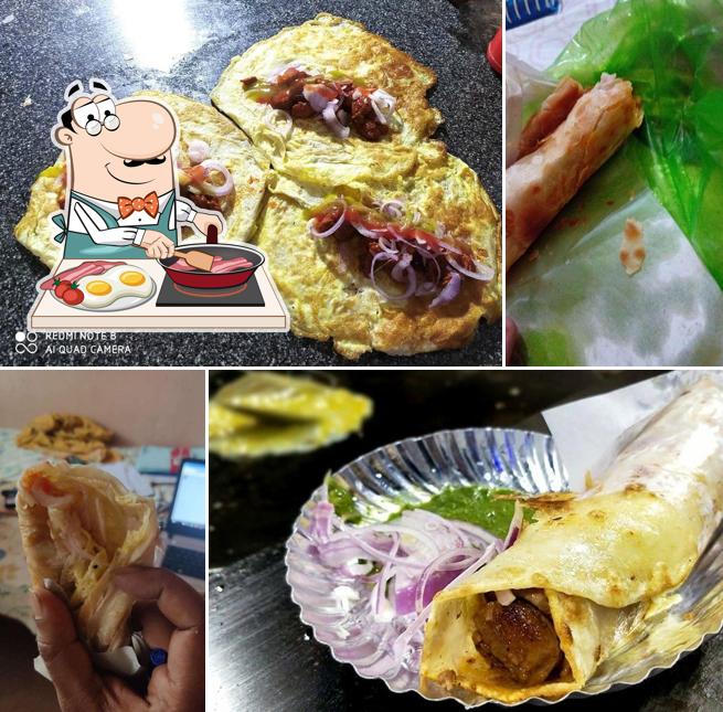 Omelette at Kolkata Famous kati roll/ F/S KATI ROLL CORNER on zomato
