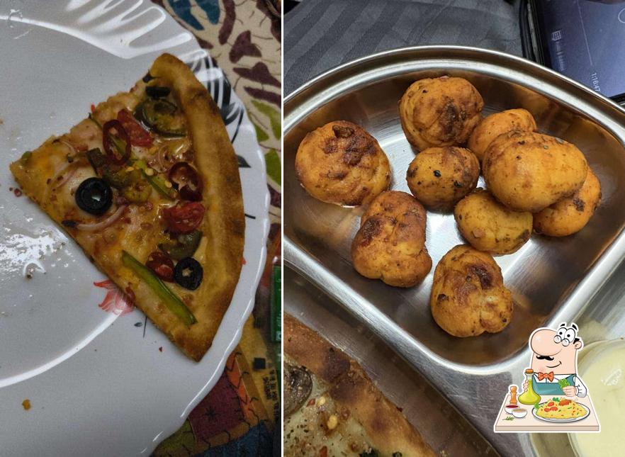 Meals at Crusto's - Cheese Burst Pizza By Olio