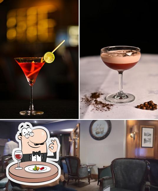 The photo of Marcopolo Lounge Bar’s food and interior