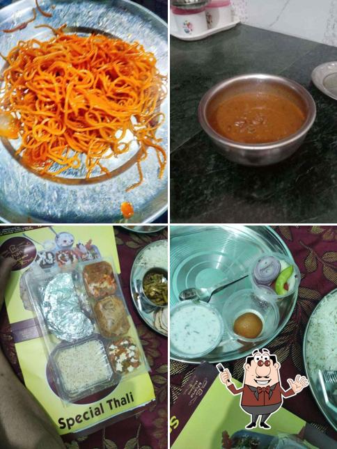 Food at Inderprasth Khana Khazana