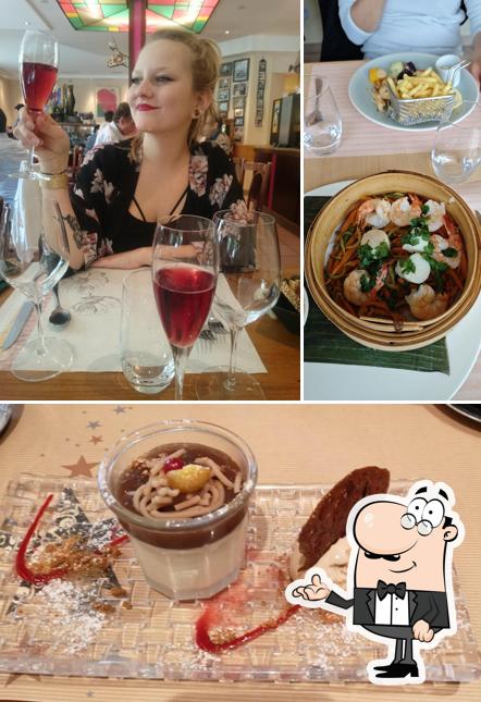 Gli interni di Café du Raisin