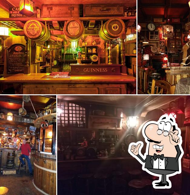 Gli interni di The Keller Pub