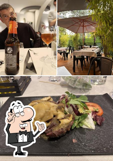 Questa è la foto che presenta la interni e cibo di Burgheria steak-house da Bindo
