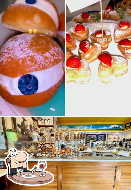 Questa è la foto che presenta la cibo e interni di Bottega del Caffè